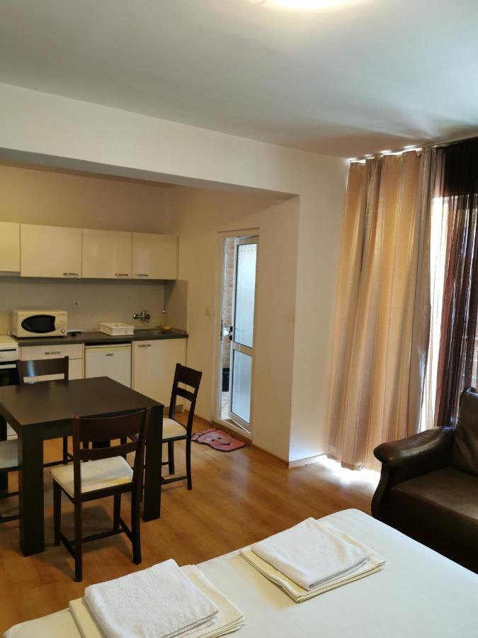 Jelezchevi Guest Rooms Πριμόρσκο Εξωτερικό φωτογραφία