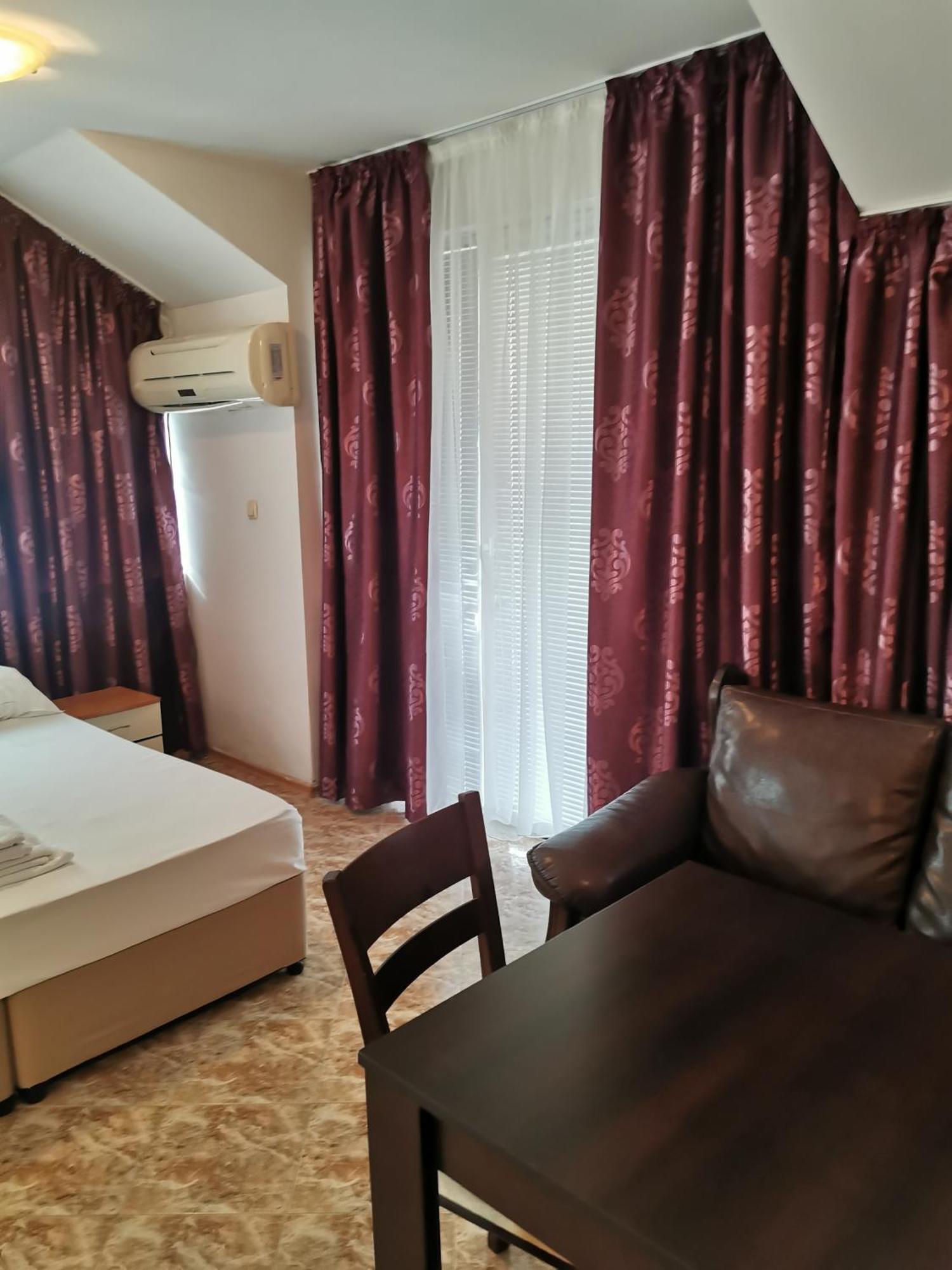 Jelezchevi Guest Rooms Πριμόρσκο Εξωτερικό φωτογραφία